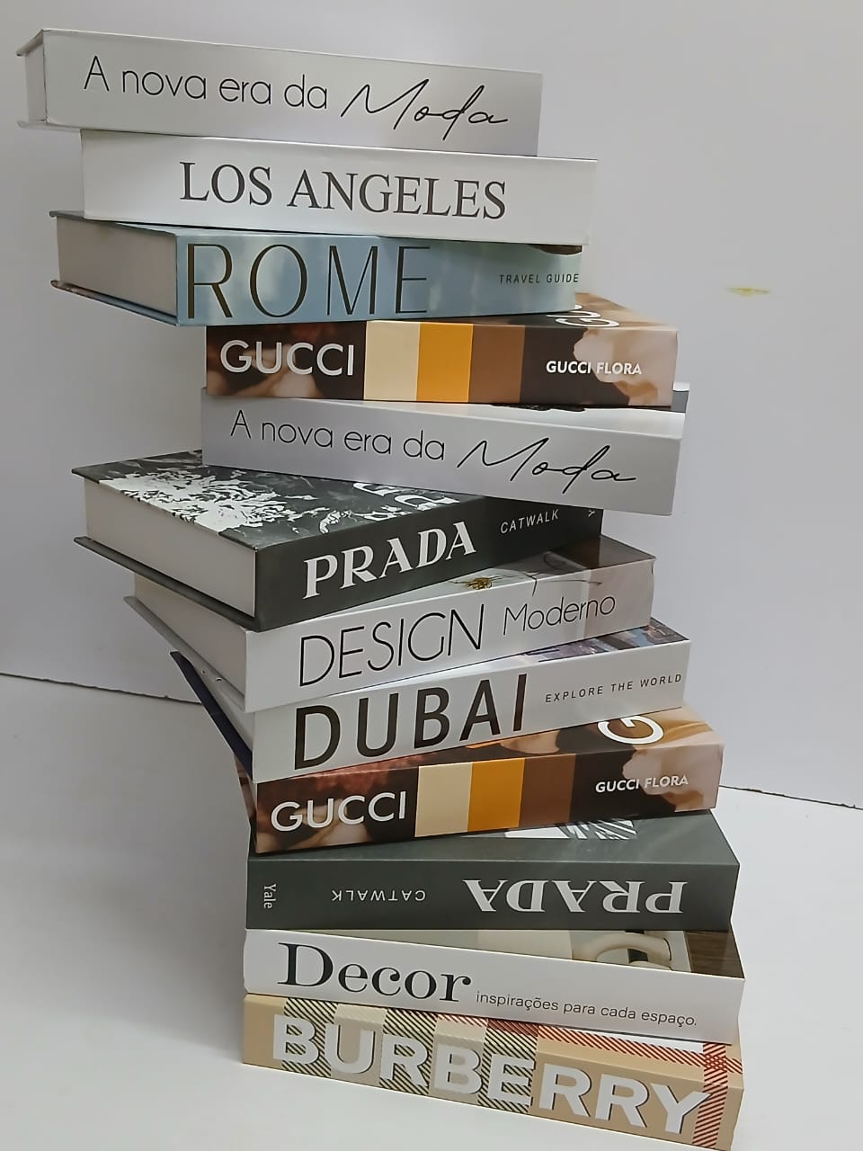 HARD GLOSS DECO BOOK