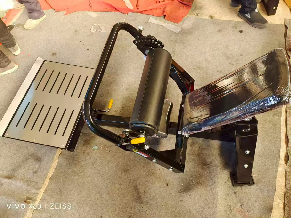 Hip thrust machine