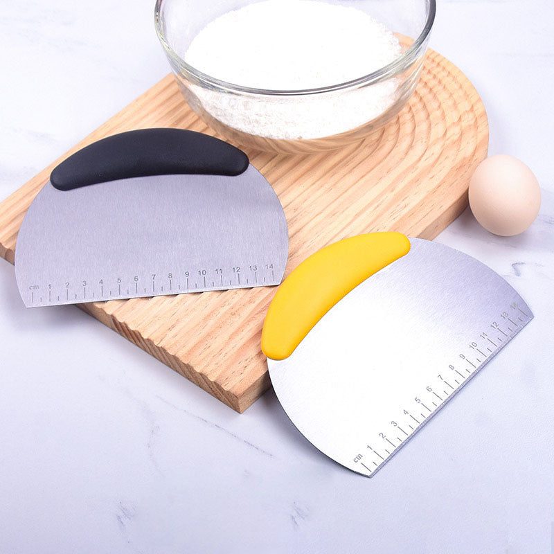 Dough cutter