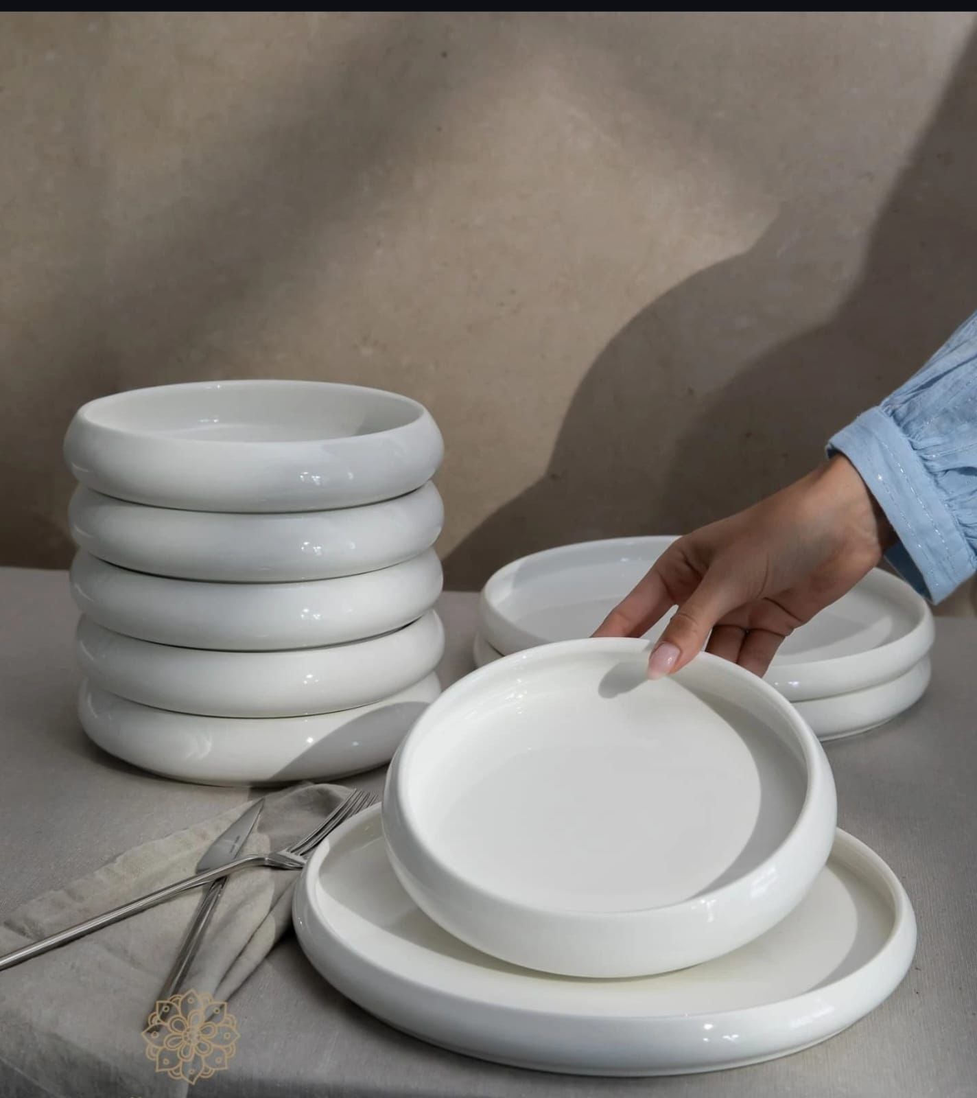 24pcs Elegant White Ceramic Dinner set