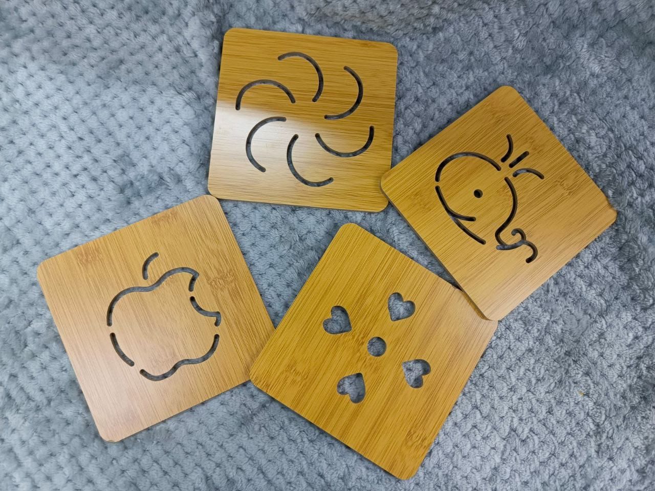 Wooden place mat