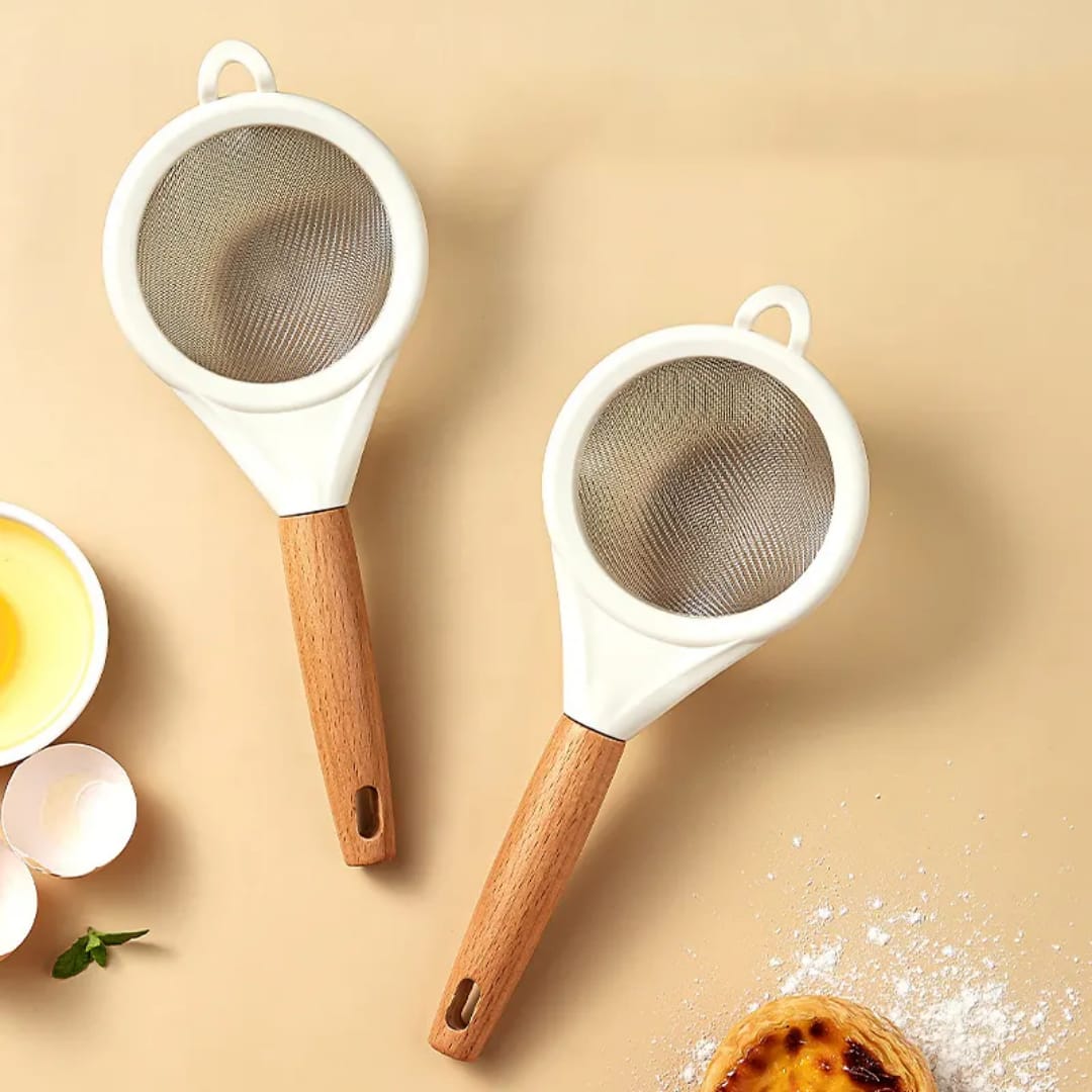 Wooden handle stainless steel fine mesh sieve/strainer