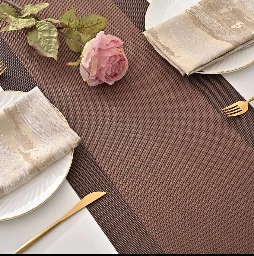 6pcs pvc  table mats plus one table runner