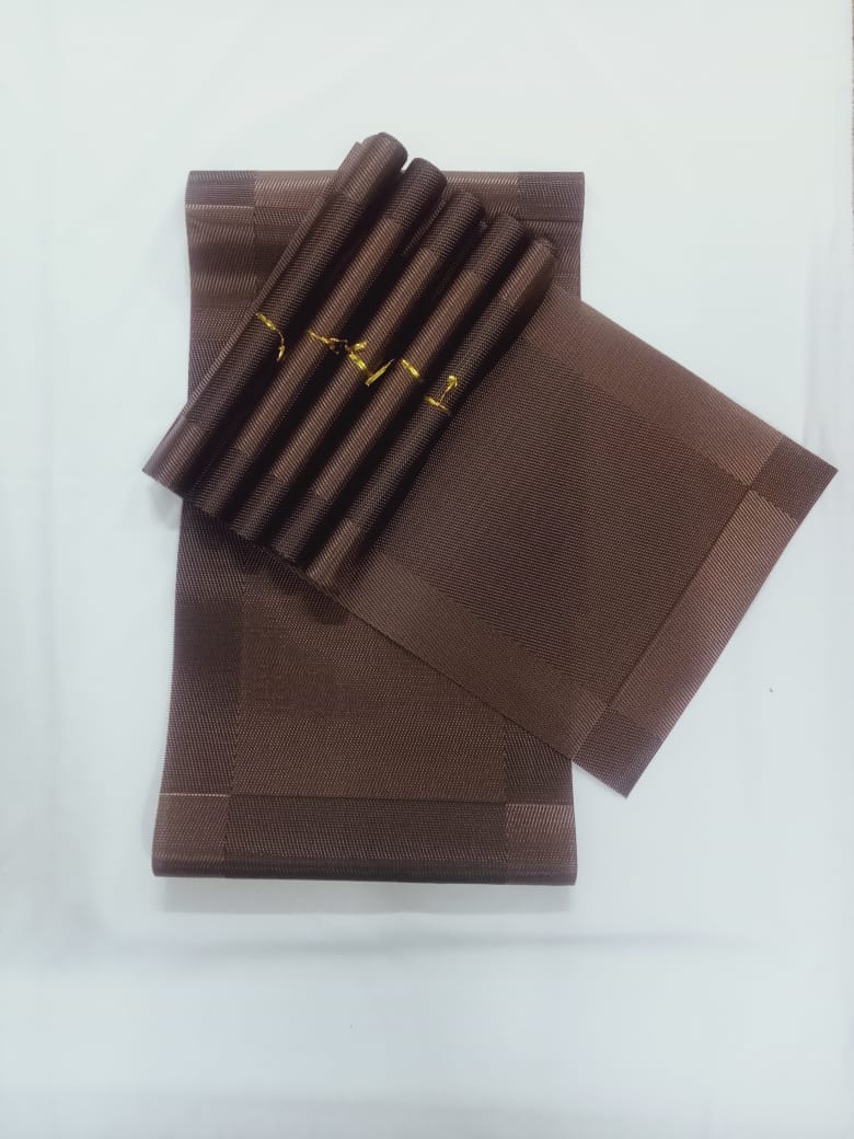 6pcs pvc  table mats plus one table runner