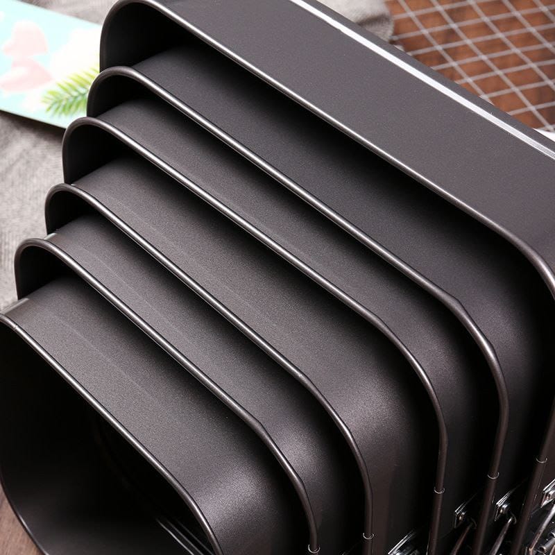 Square baking tins