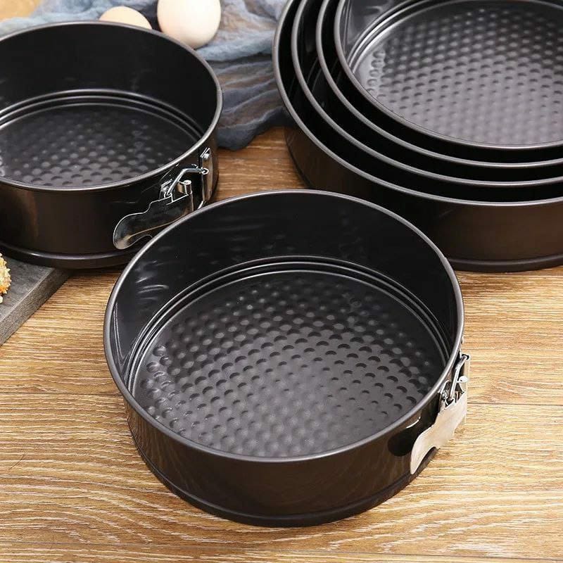 Round baking tin set