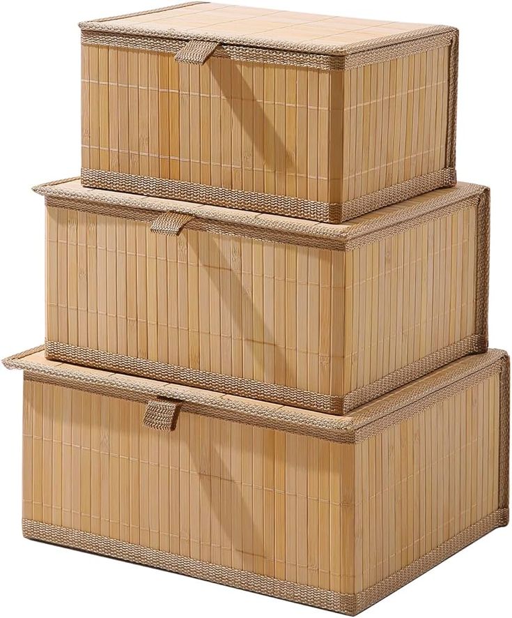 Organising wicker basket with cover