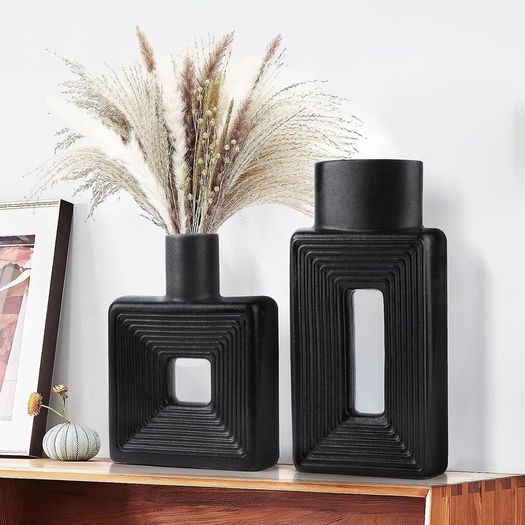 Resin decorative set