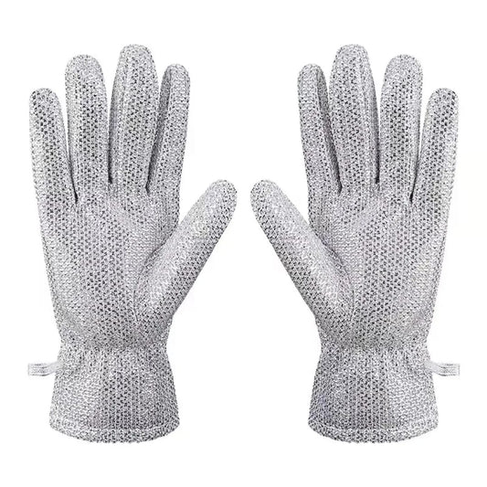 A pair of scrubbing/Scouring gloves