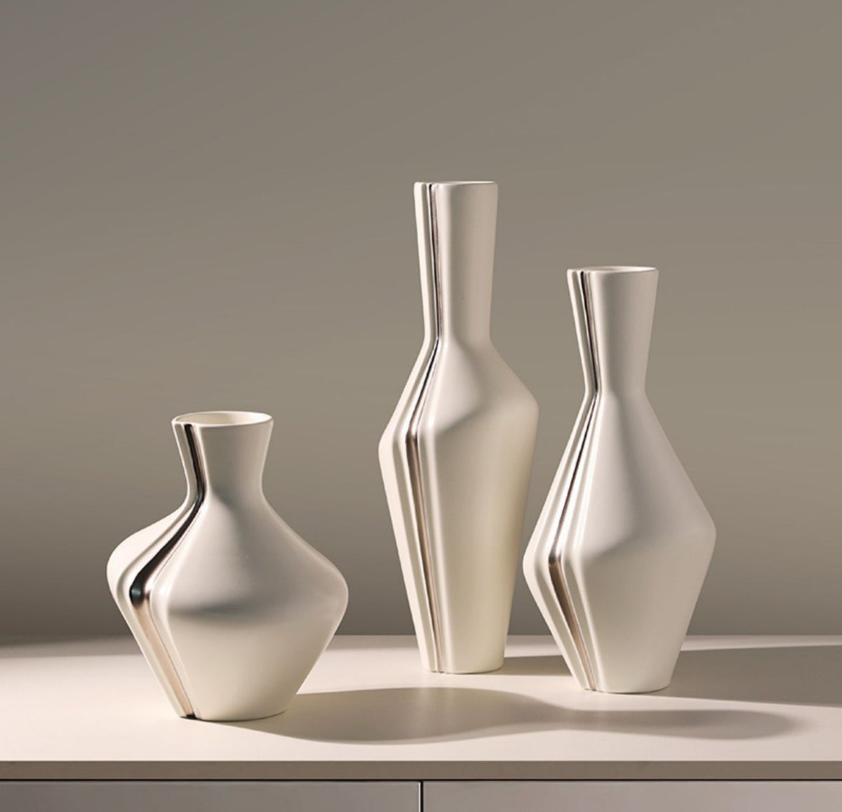 Modern Ceramic Vase Set – 3pcs