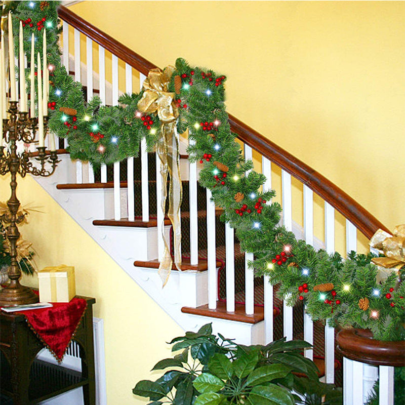 2.7M Christmas Garland decoration with pine cones, red berries