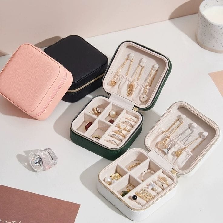 Portable Jewelry Travel Case Organizer/ Portable Mini Storage Boxes Display For Rings,Earrings, Necklaces etc