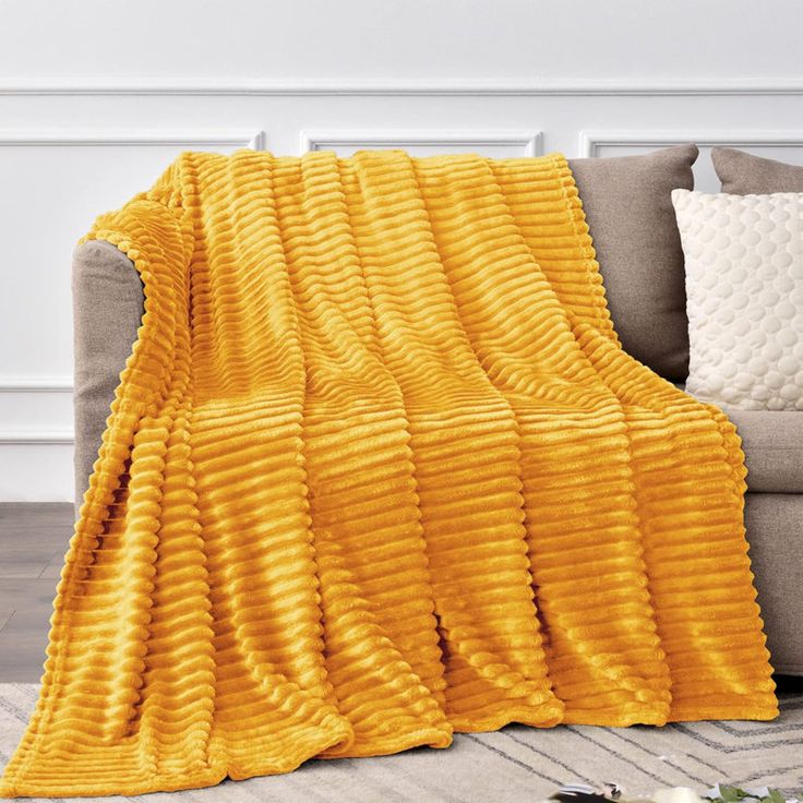 Ultra-soft Fuzzy Fleece Throw Blanket