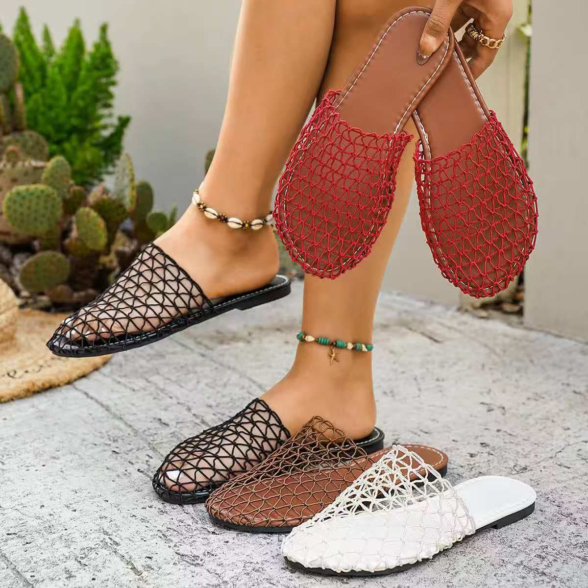 Summer women's new hollow out foot kick out fashionable beach anti-skid slippers for women