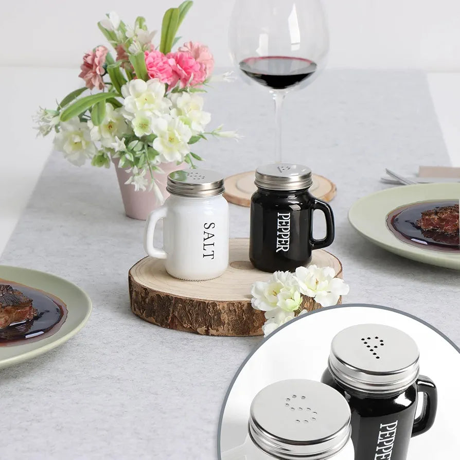 Farmhouse salt and pepper shaker set