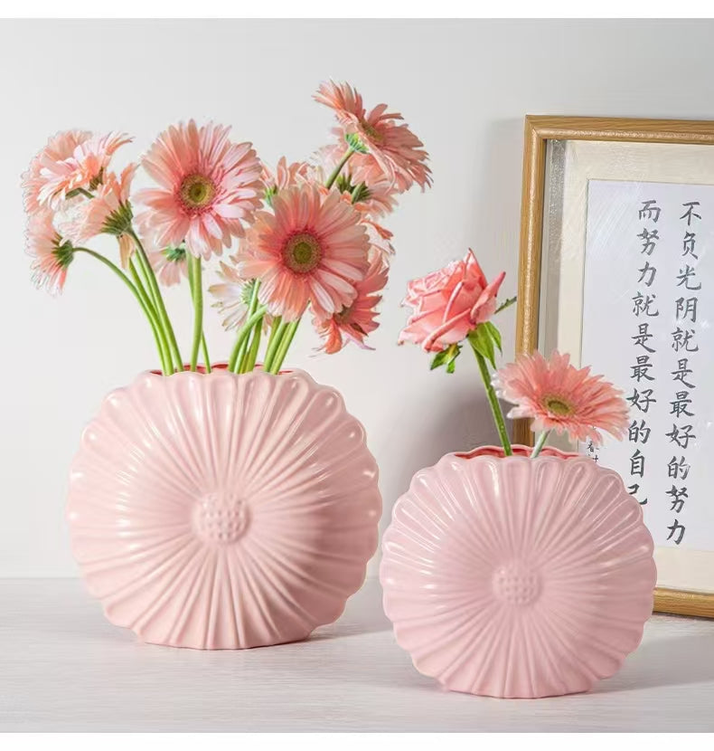Plastic flower vase set