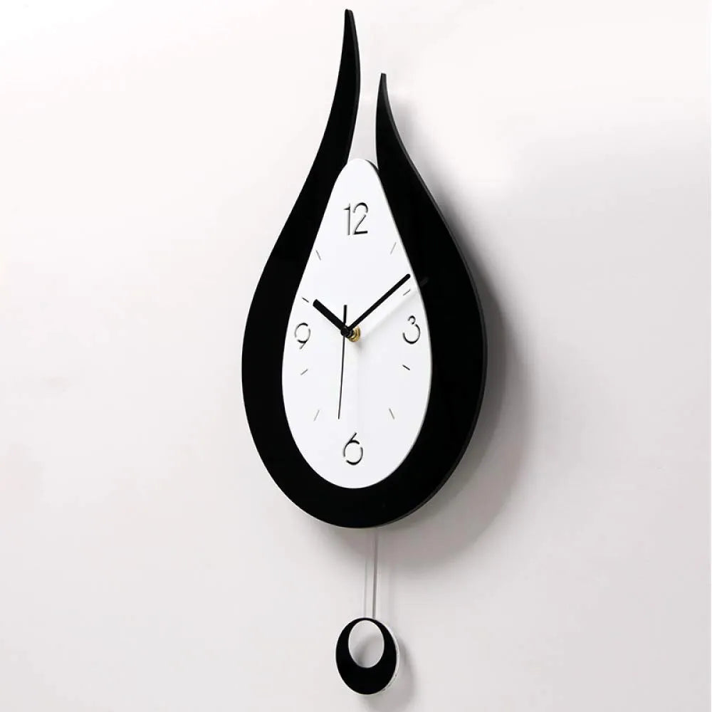 Modern wall U-clock