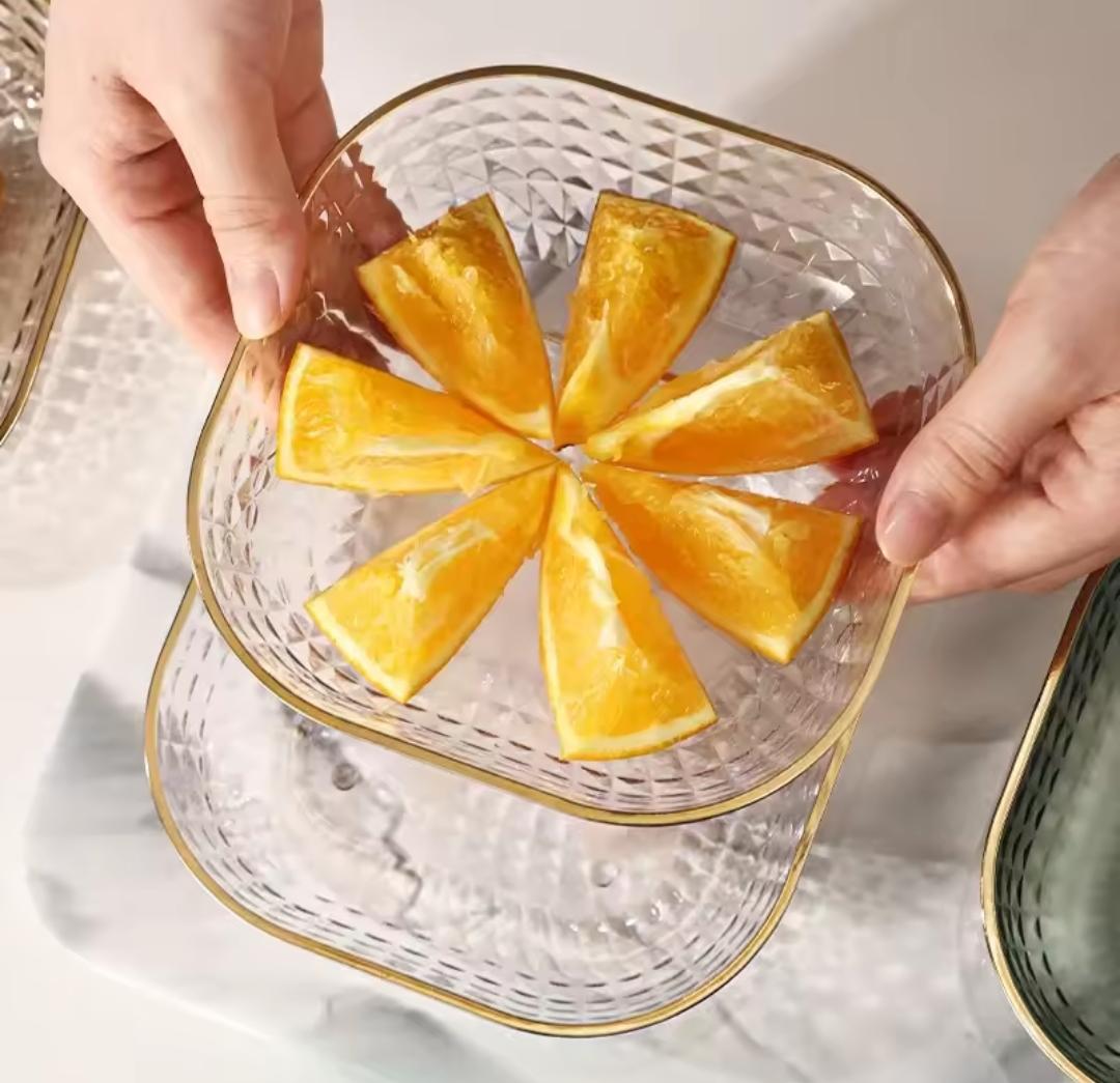Acrylic fruit bowl with lid + 4 serving bowls