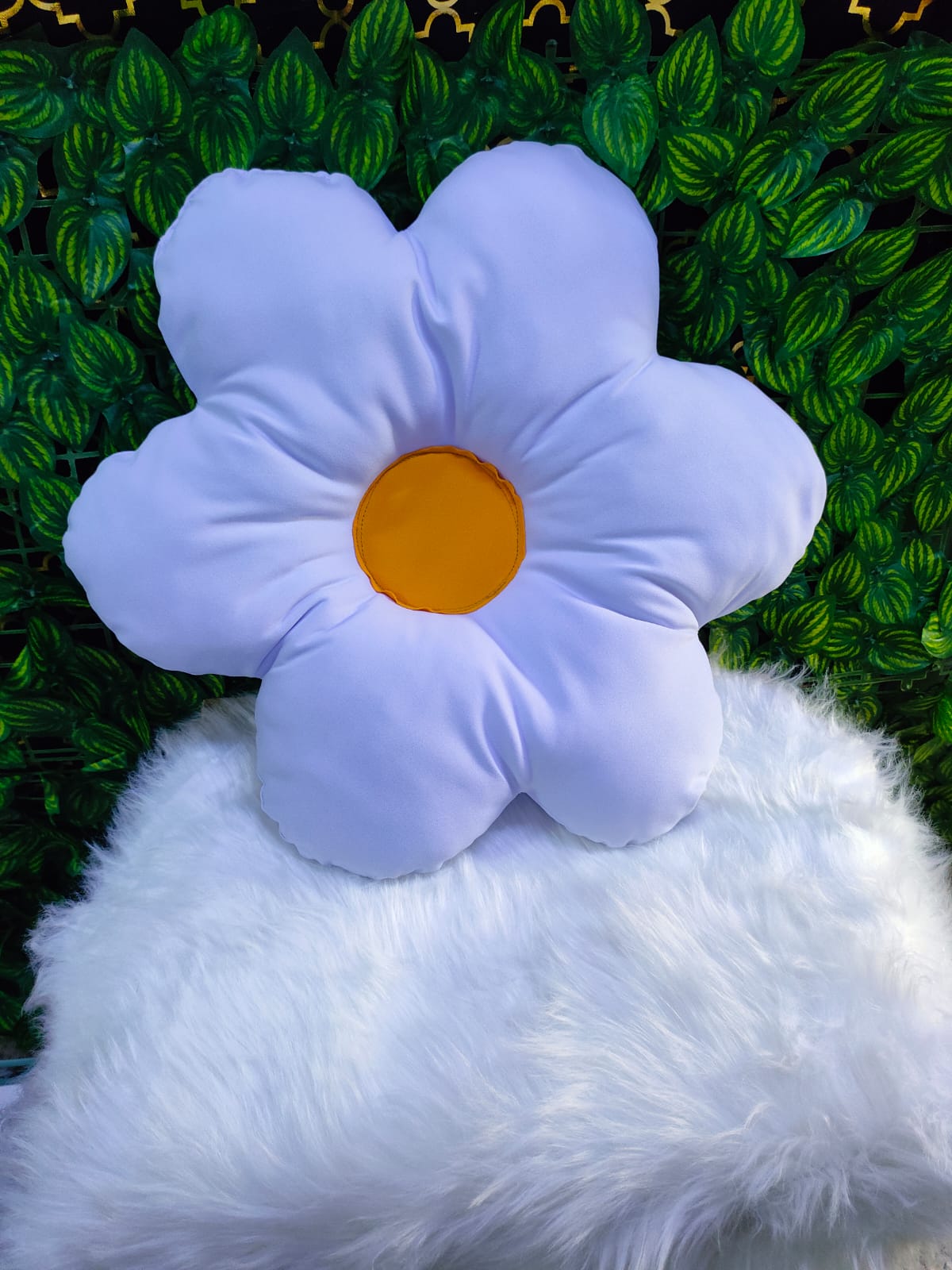 Sun Flower-Shaped Decorative Cushion