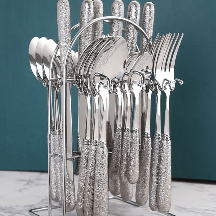 24pcs Nordic Design cutlery set
(in gold and silver)