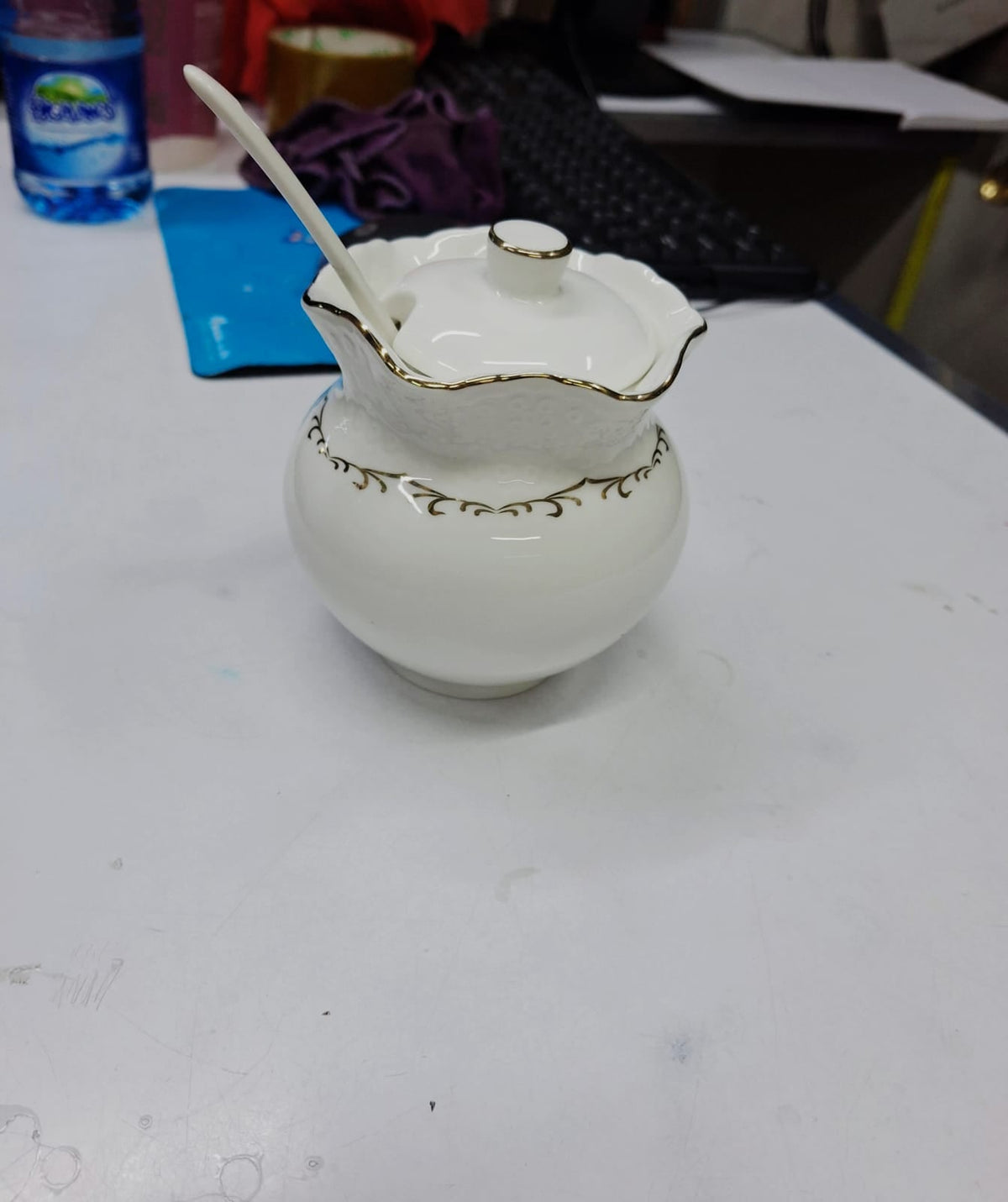 Classy sugar dish with gold rim