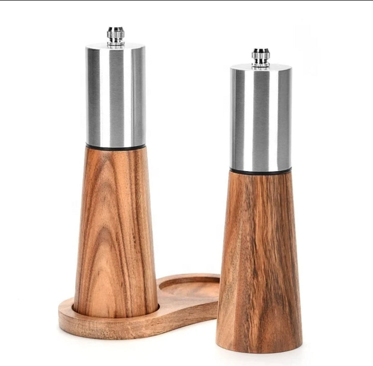 Elegant Bamboo Pepper & Salt grinder set for Seasoning and cooking.