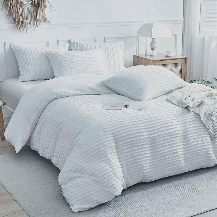 Tufted design duvet covers