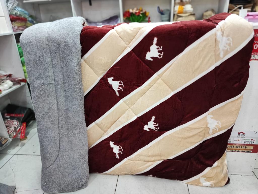 Single woolen duvet 
