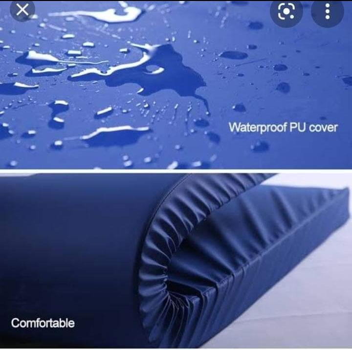Mattress protector (non-quilted) macintosh