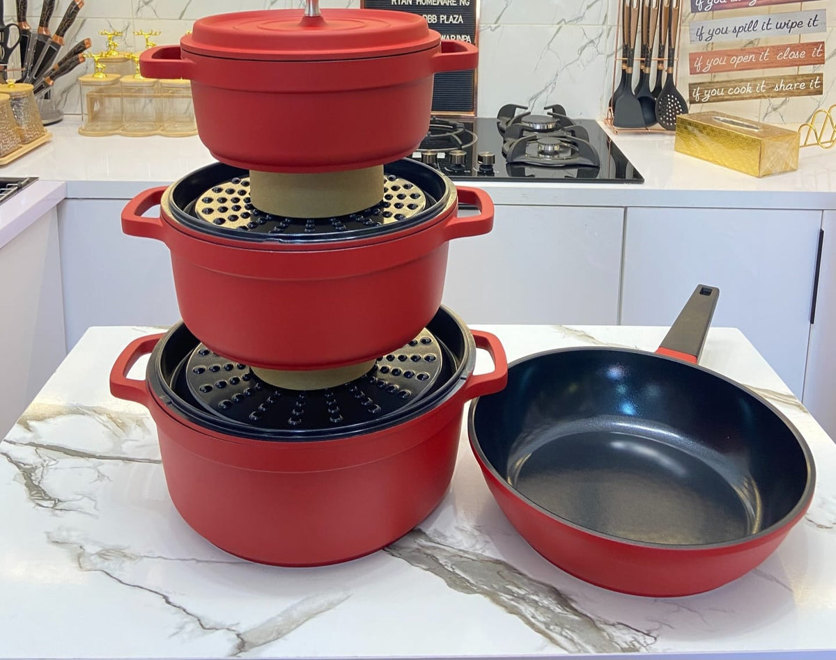 UAKEEN GERMANY
(Vk 21)
7pcs Aluminium Ceramic Cookware set.