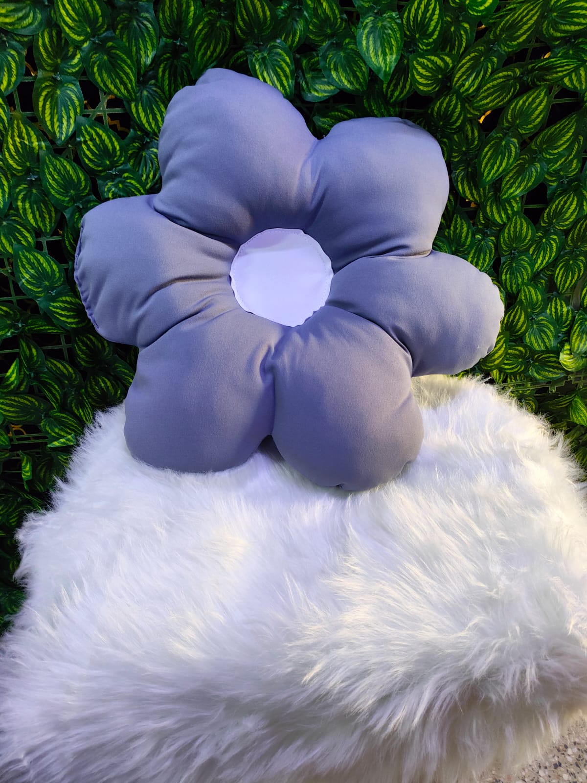 Sun Flower-Shaped Decorative Cushion