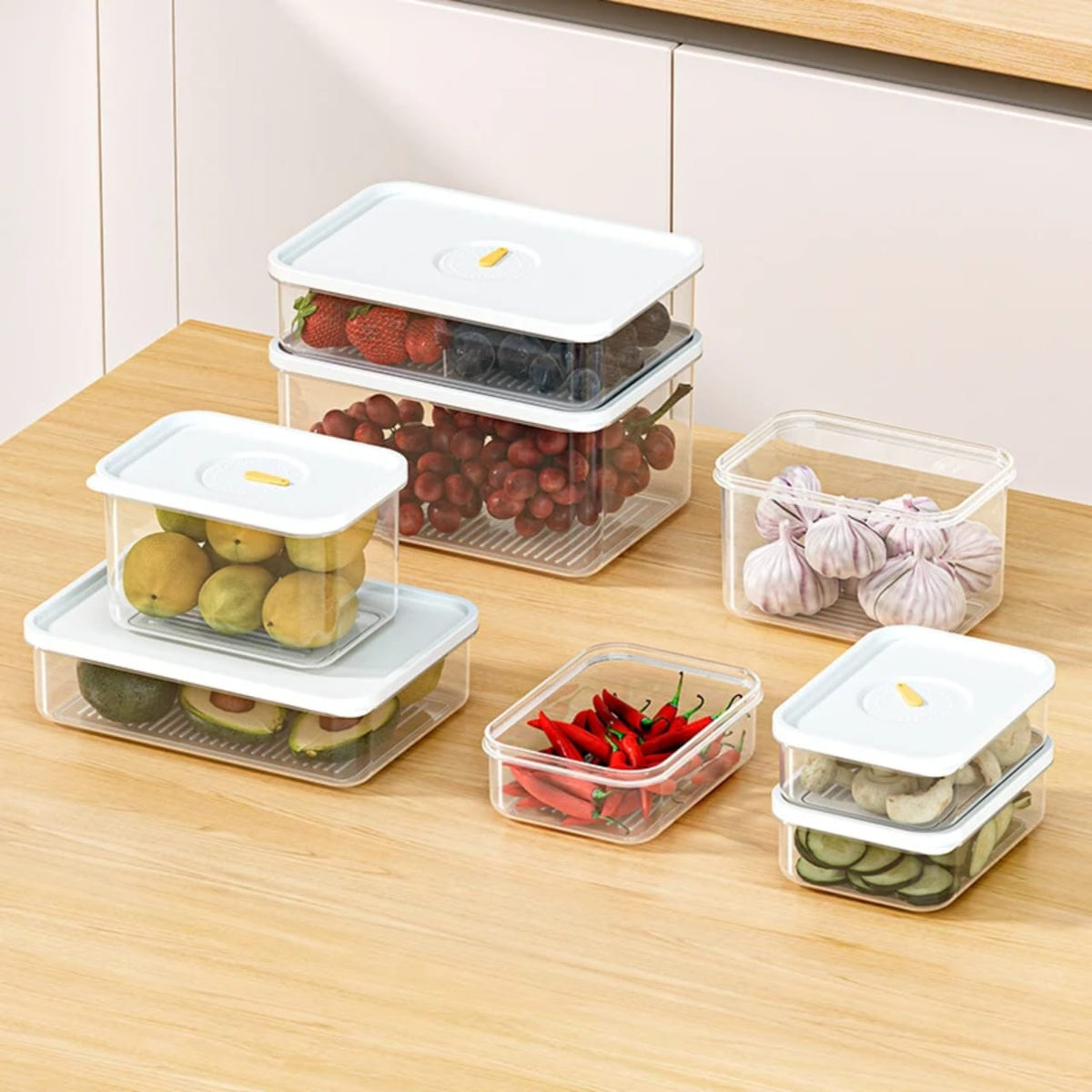 Set of 4pcs Transparent fridge organiser/food preservation containers.