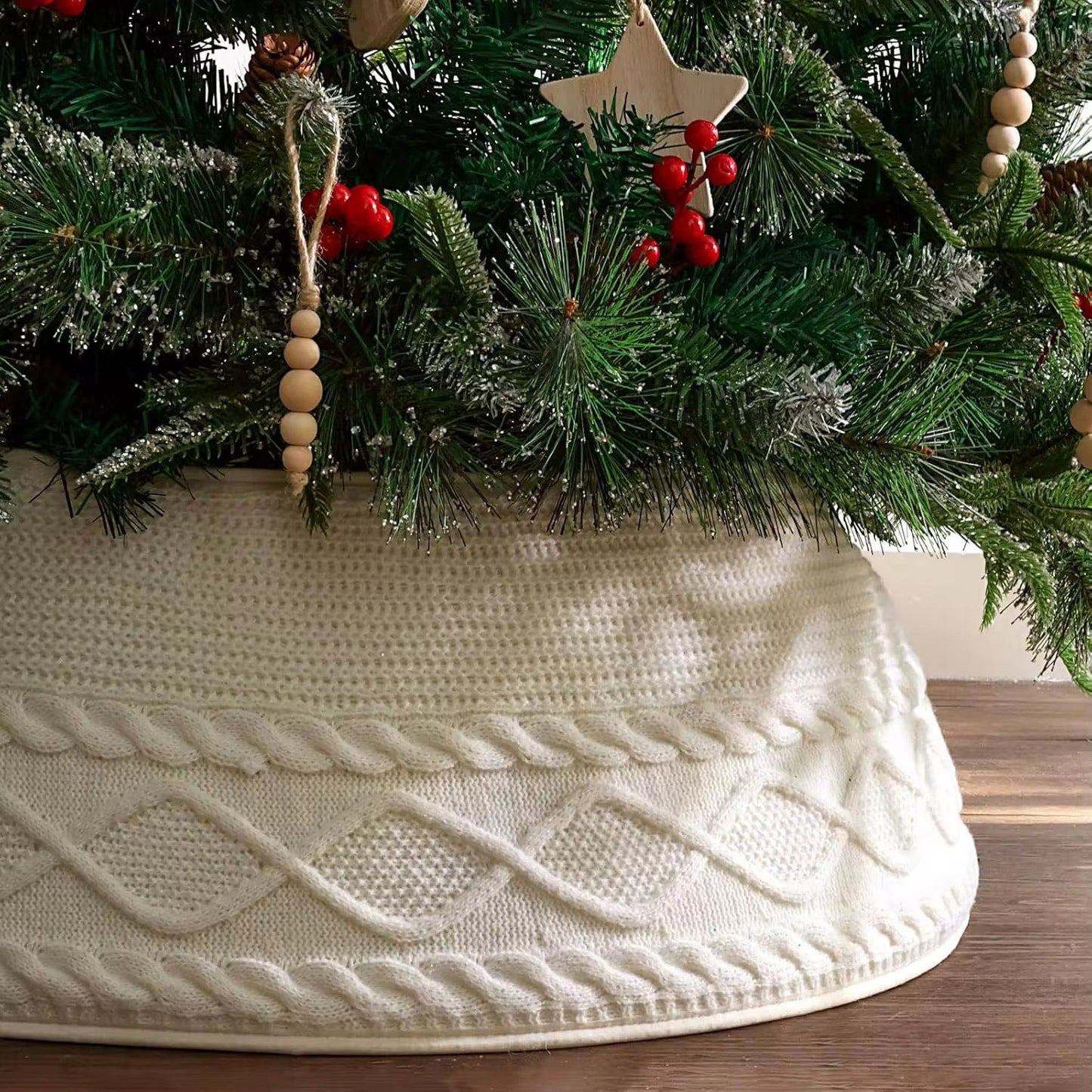 Beautifully knitted Christmas Tree Collar