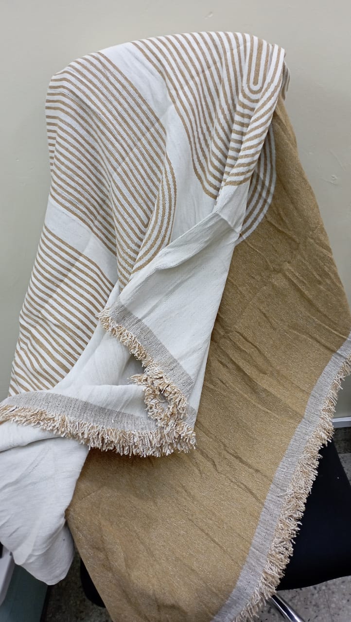 NORDIC SOFA COVER COTTON - Knitted WITH TASSELS END