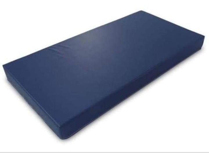 Mattress protector (non-quilted) macintosh