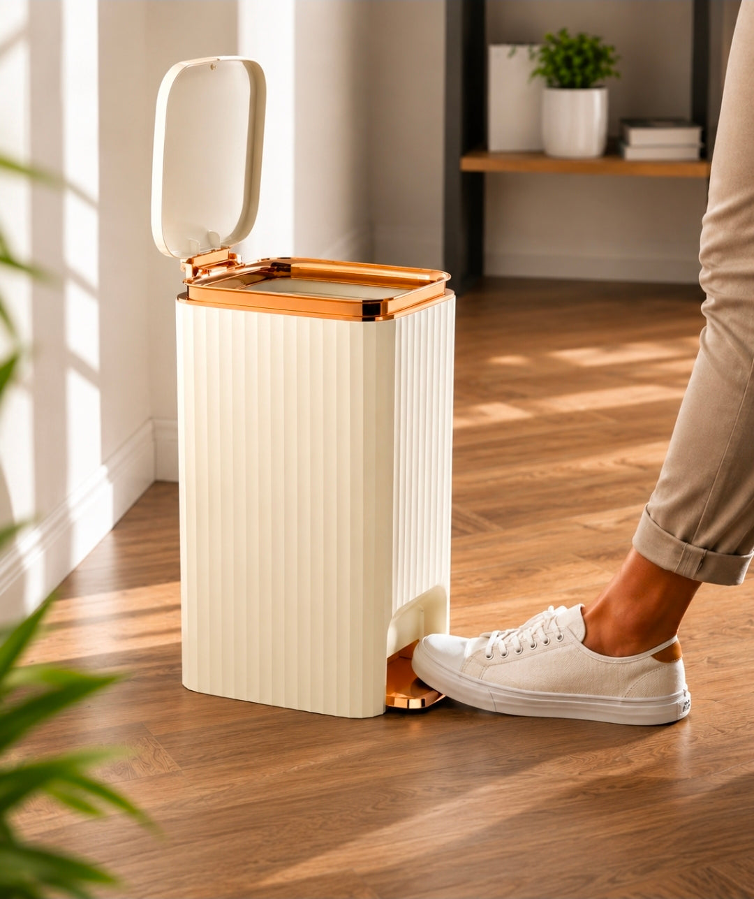 Foot Pedal dustbin/trash can.