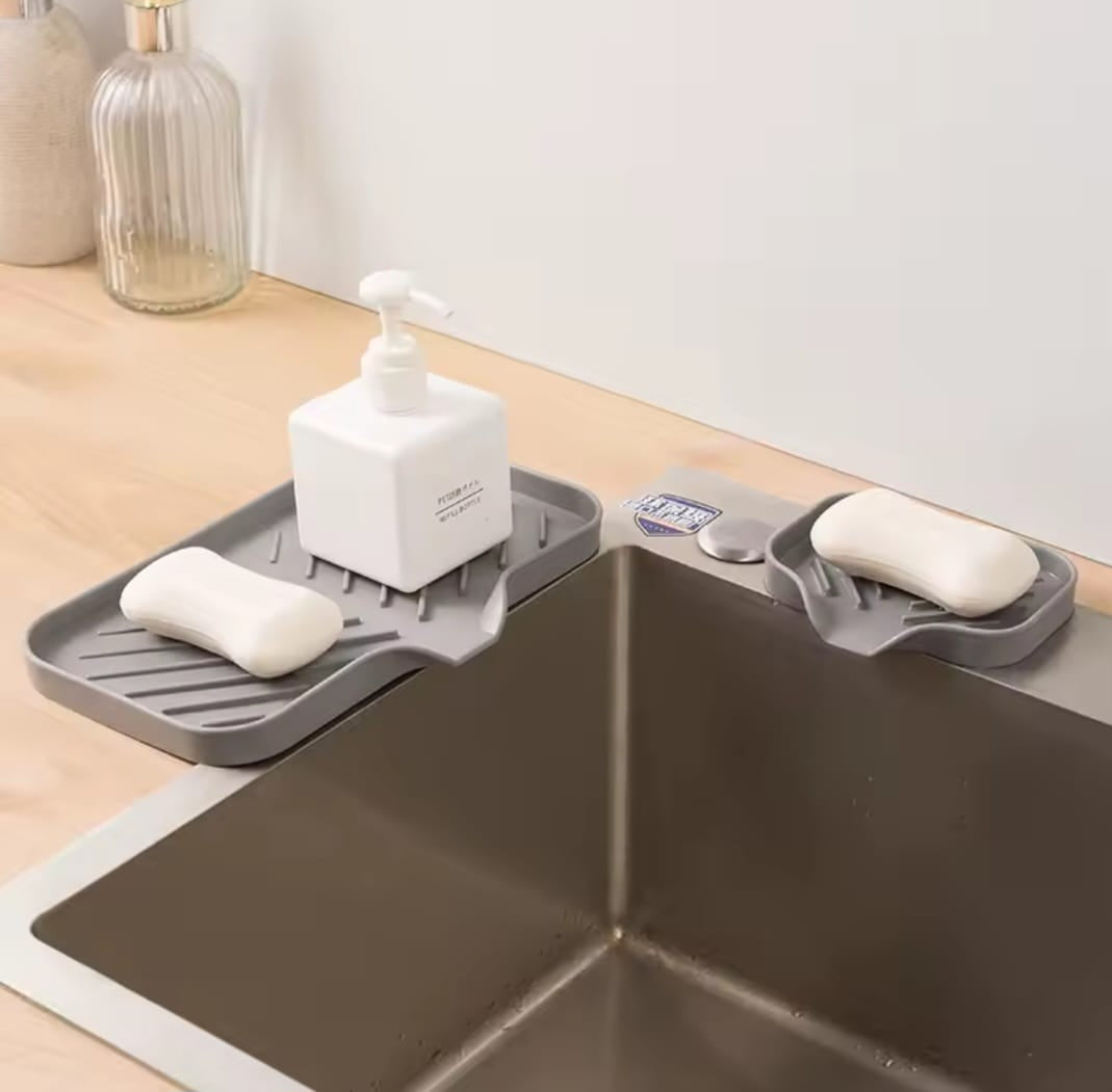 Sink silicone anti-slip tray.