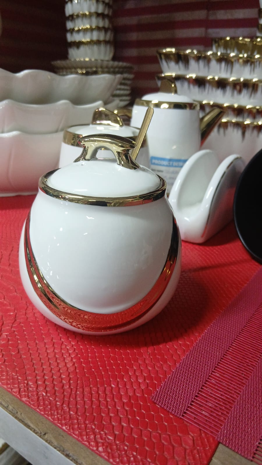 Round Ceramic white and gold sugar dish