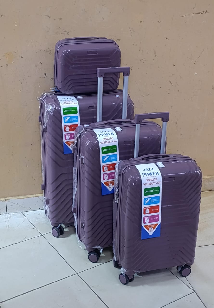 4 in 1 Luxurious unbreakable Suitcase set