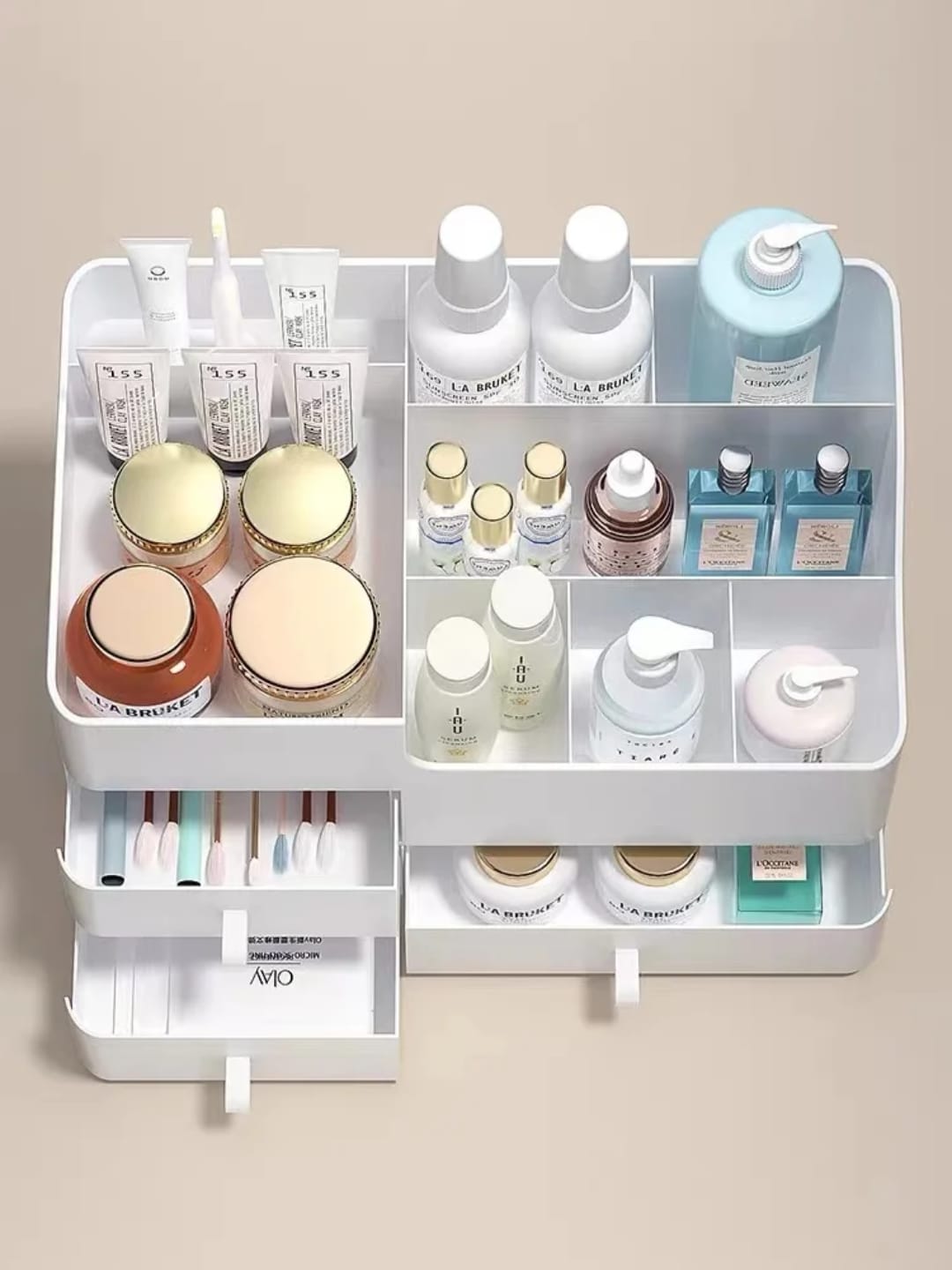 Cosmetic/make up organizer
