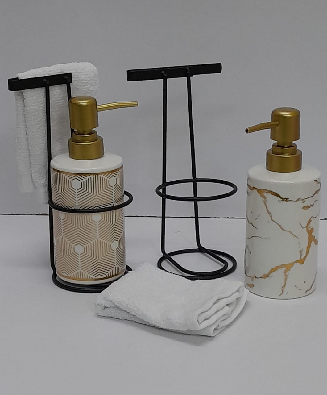 Handwash/liquid soap dispensers
