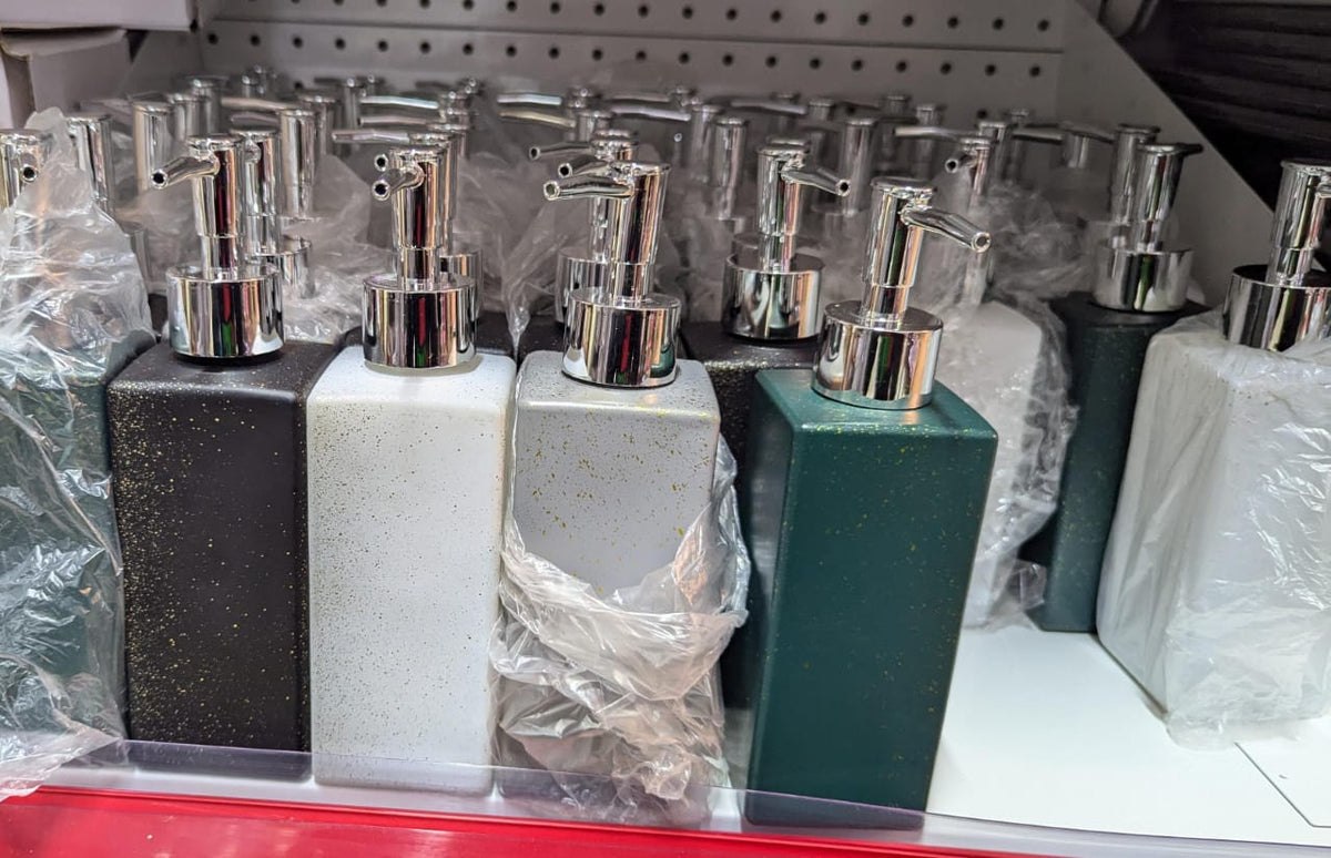 Lotion pump bottle for kitchen/ bathroom countertops / shower gel/ decorative soap dispenser