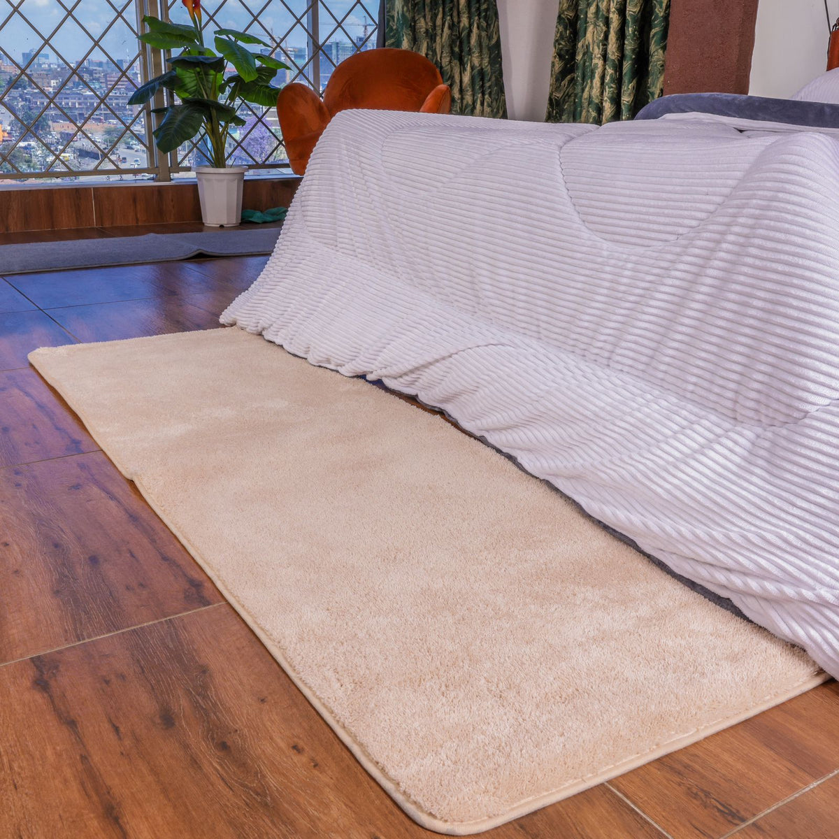 Non Slip Absorbent bedside mat Soft luxurious 60*180 cm