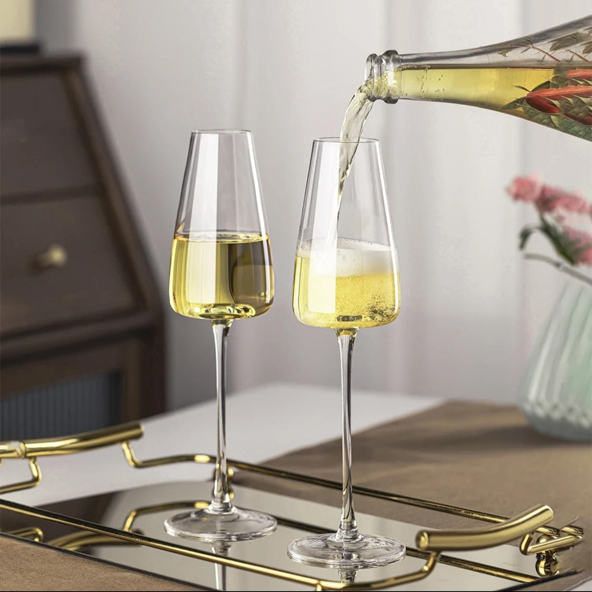 High quality unique and stylish long stem wine/champagne glasses