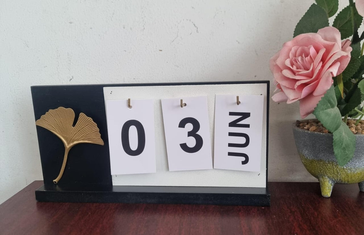 Table top decor Date stand calendar