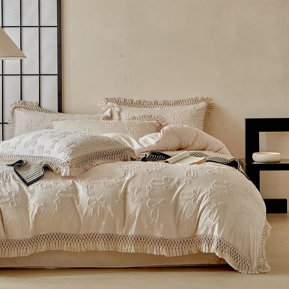 High Quality 4-Piece Duvet Cover Set – Luxury, Comfort & Style