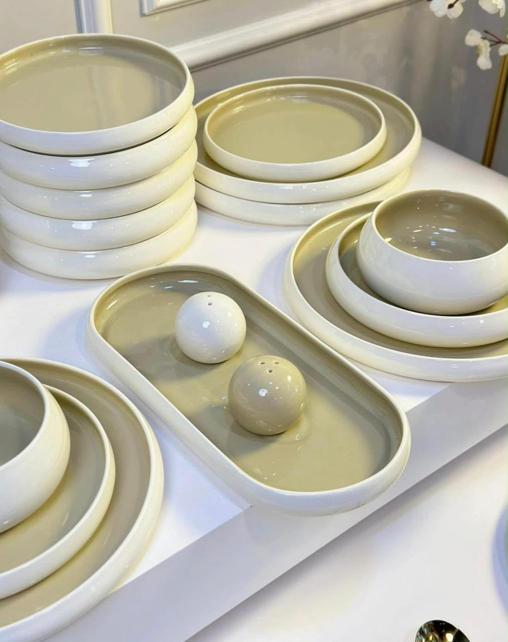 24pcs Elegant White Double glaze Ceramic Dinner set