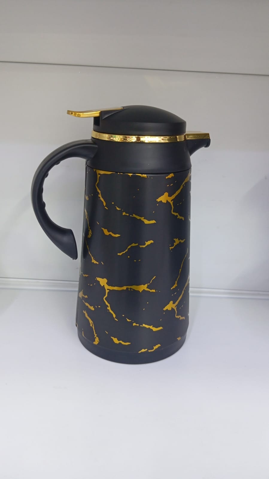 Vacuum flask