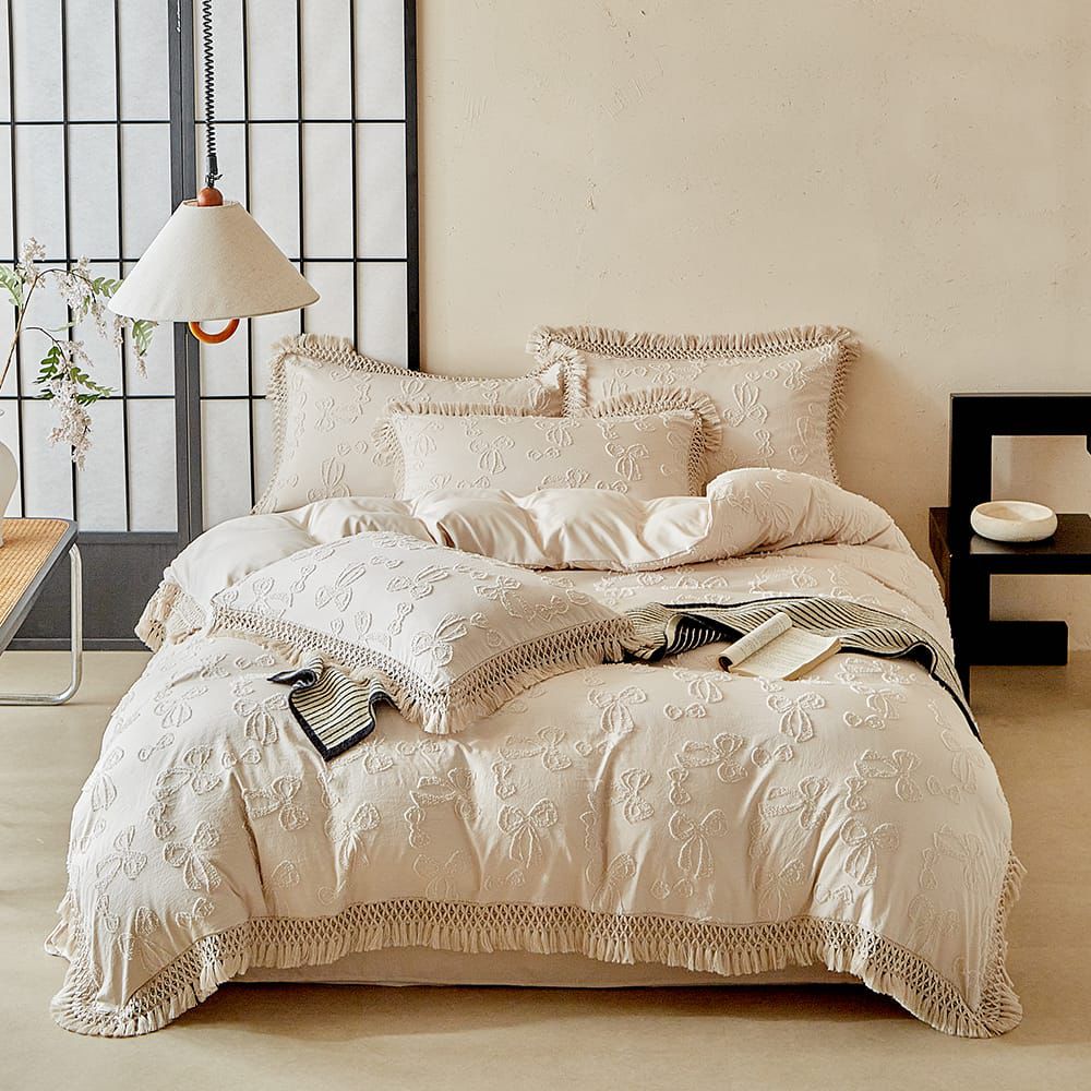 High Quality 4-Piece Duvet Cover Set – Luxury, Comfort & Style