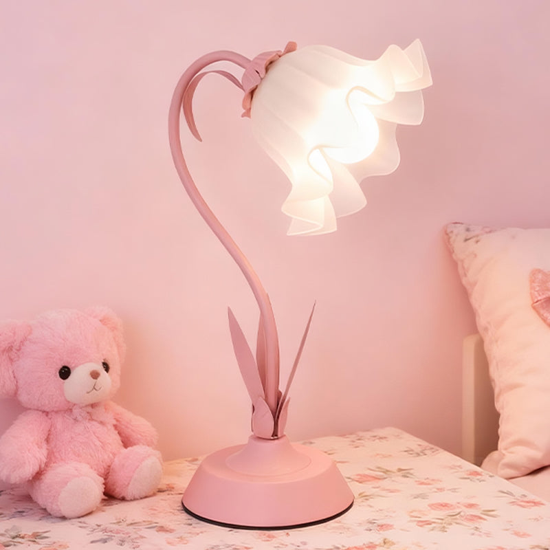 Floral Lily Table Lamp